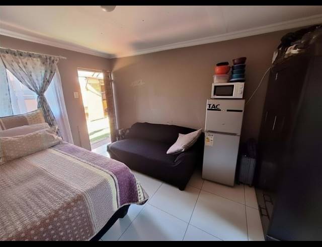 3 BEDROOM HOUSE FOR SALE IN VANDERBIJLPARK CW 1
